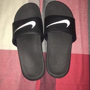 Nike slides